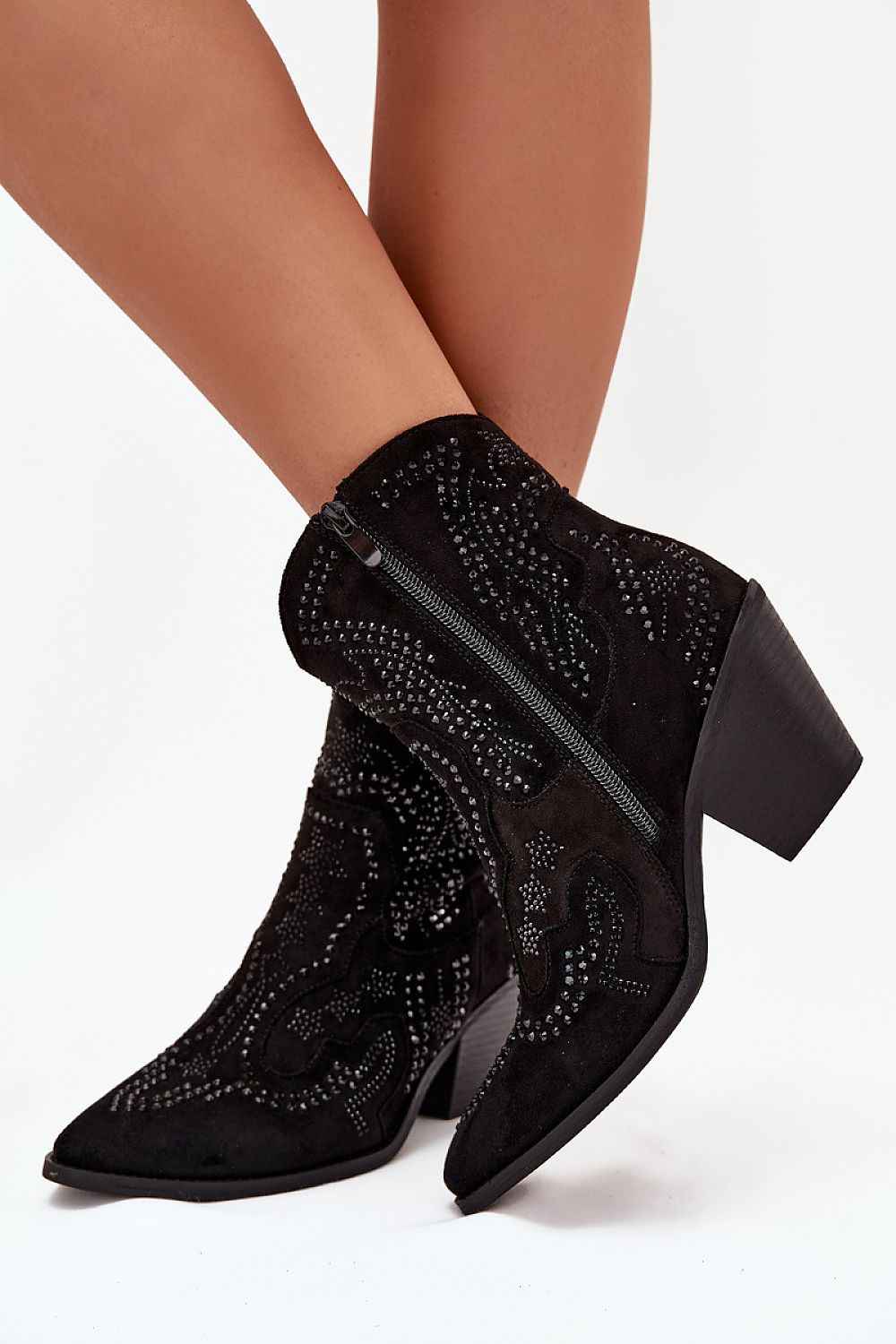 Heel boots model 218512